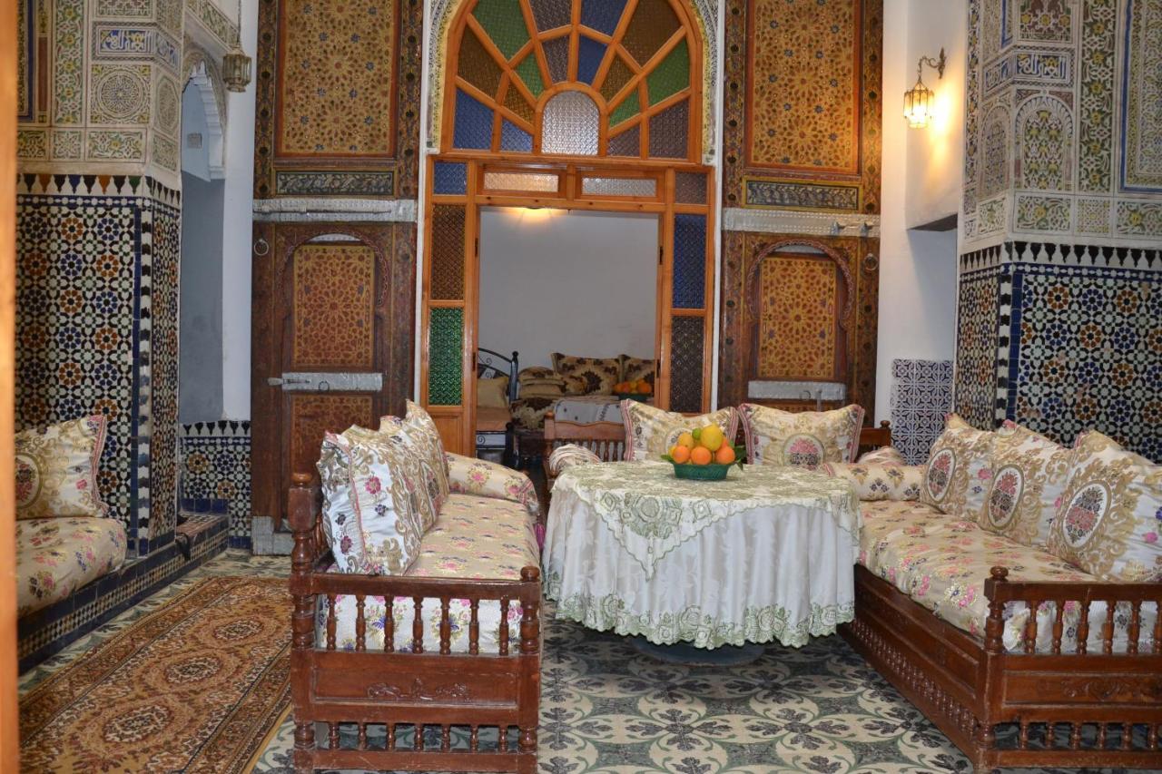 Riad Asmae Moustakim Фес Екстериор снимка