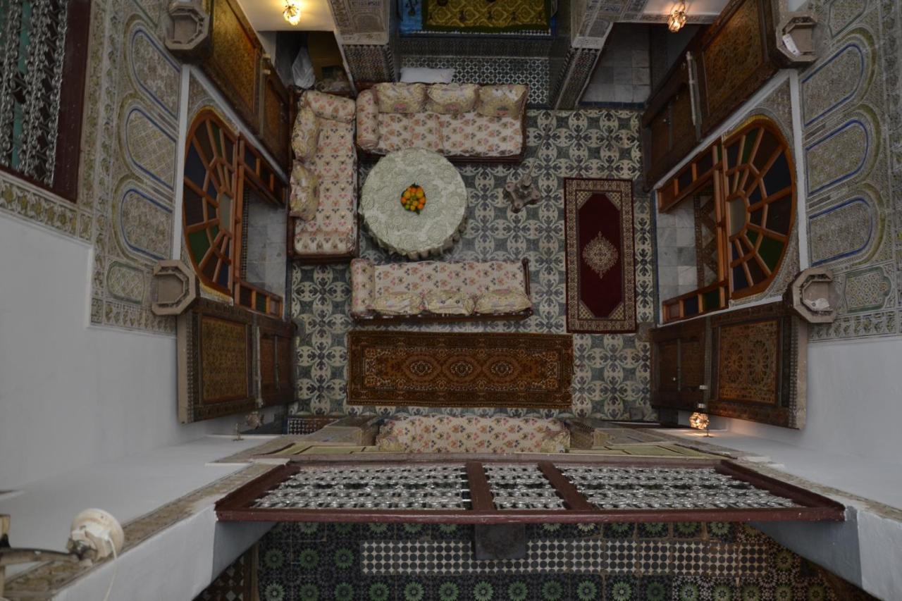 Riad Asmae Moustakim Фес Екстериор снимка